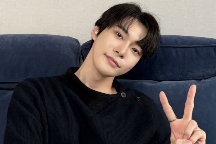 NCT's Doyoung Unfollowed Mark Lee on Instagram, Sparking Mixed Reactions from Fans