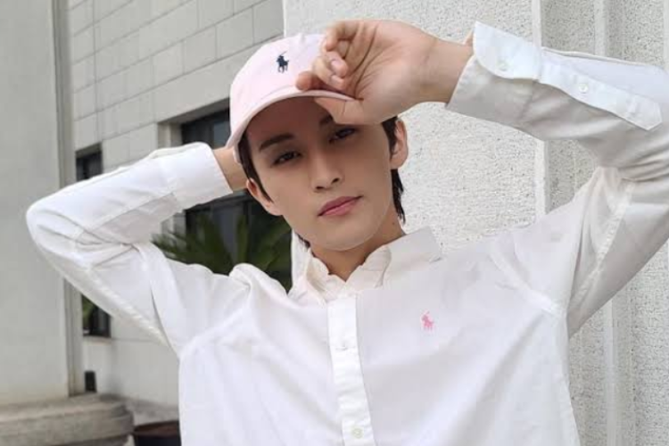 Viral Post Claiming Mark Lee’s Popularity Decline Sparks Heated Fandom Debates