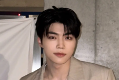 K-Pop Idol Park Gunwook Goes Viral Over Alleged Hickey; Fans Come to His Defense